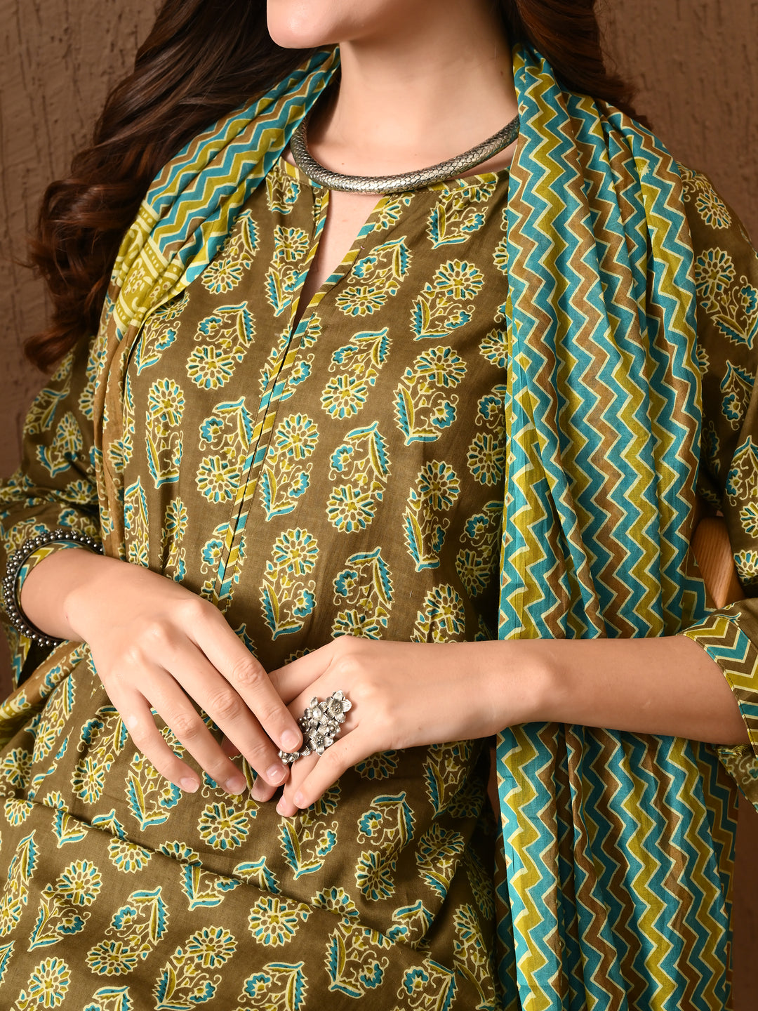 Green Floral Round Neck Kurta Sets