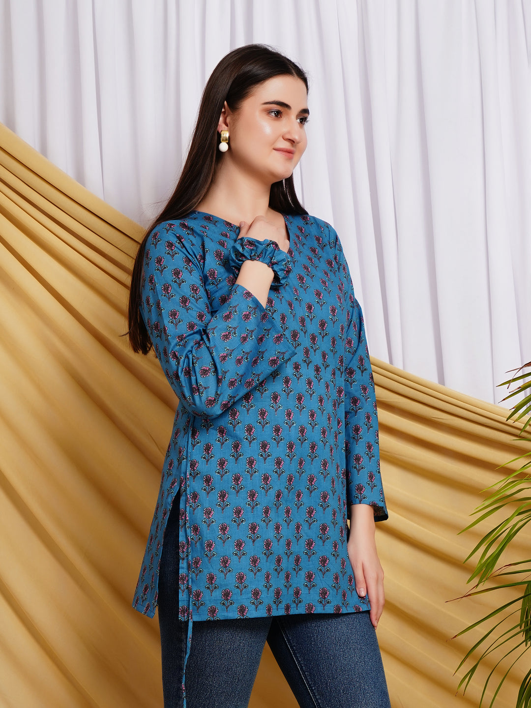 Tarang Printed Pure Cotton V-Neck Kurti