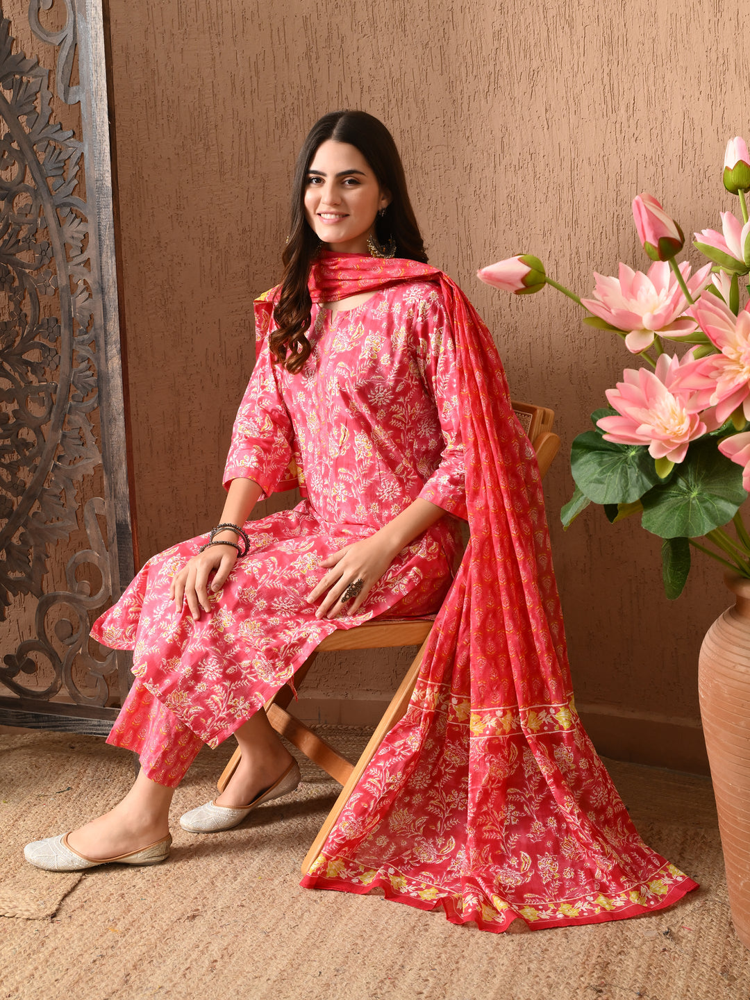 Pink Floral Round Neck Kurta Sets